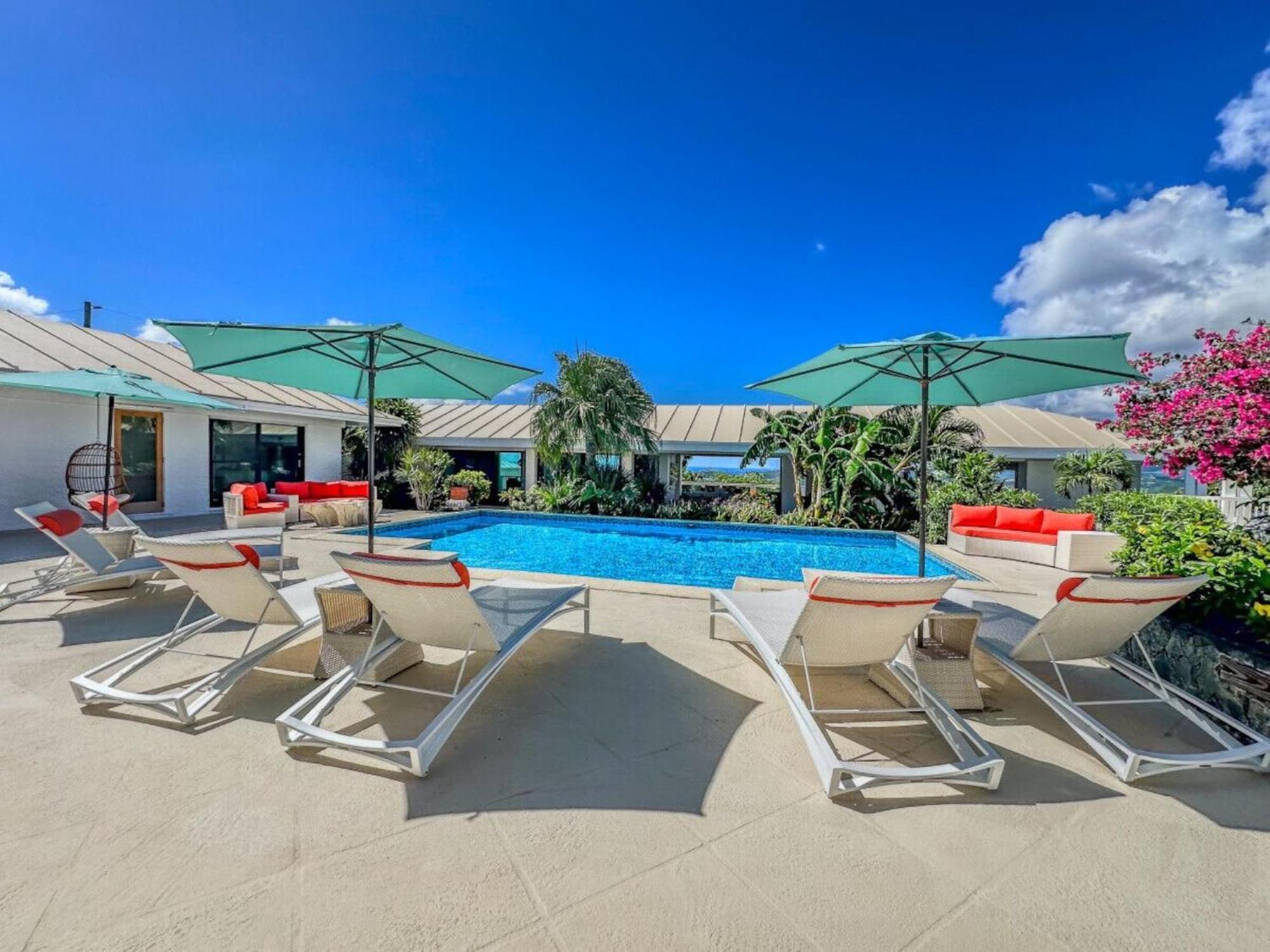 Royal Villa With A Huge Swimming Pool Cowell Battery 外观 照片