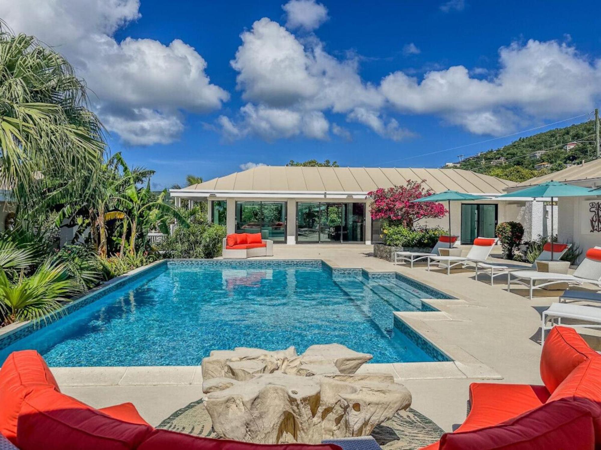 Royal Villa With A Huge Swimming Pool Cowell Battery 外观 照片