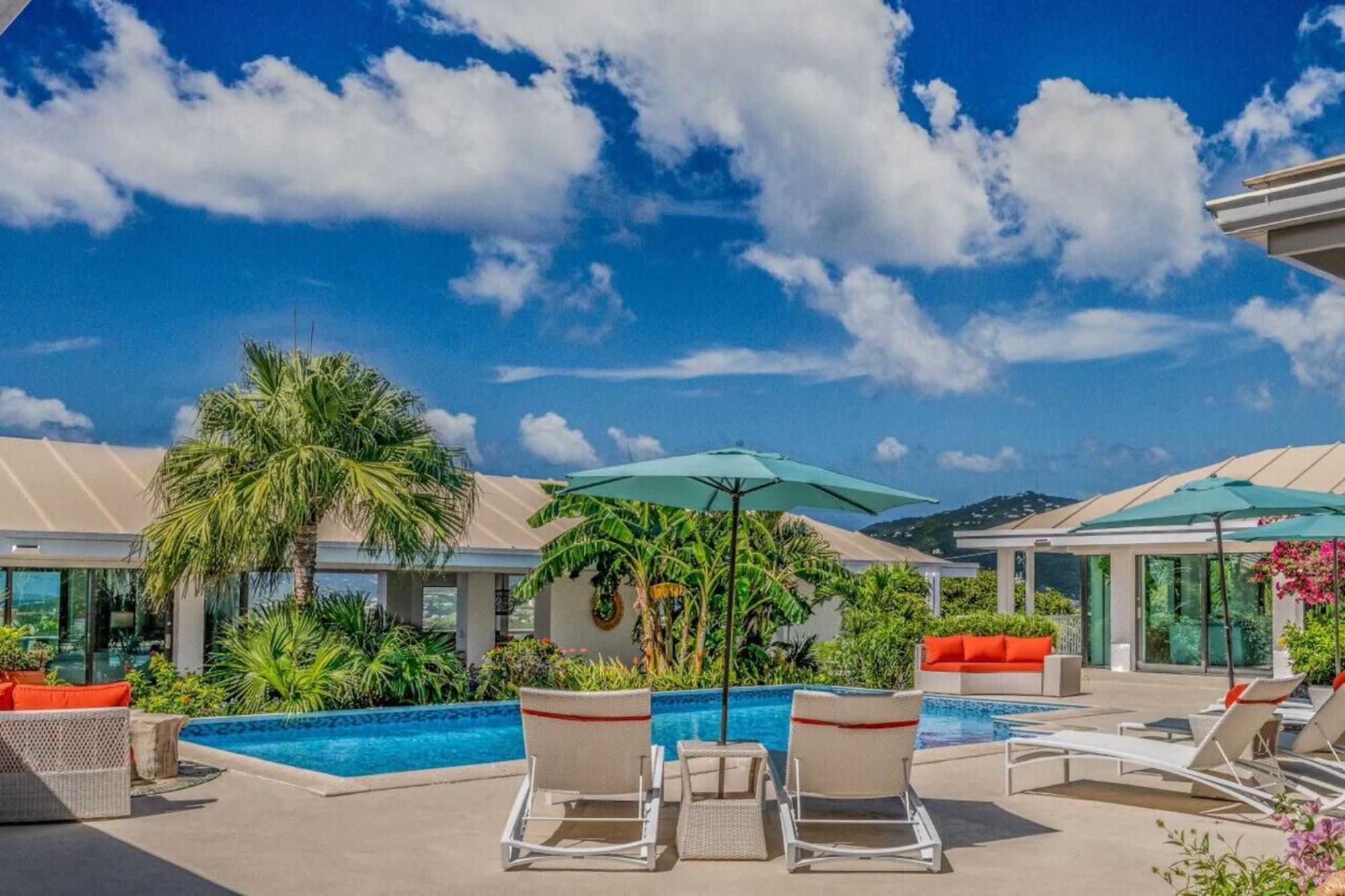 Royal Villa With A Huge Swimming Pool Cowell Battery 外观 照片